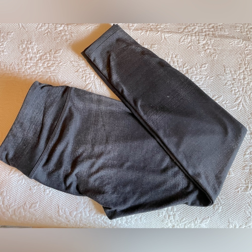 Athleta yoga / workout pants
